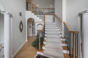 For Sale: 9823 Archer Ln Dublin, OH 43017