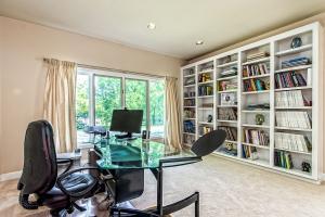 For Sale: 5283 Reserve Dr Dublin, OH 43017