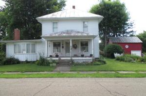 For Sale: 102 S Mulberry St Fredericktown, OH 43019