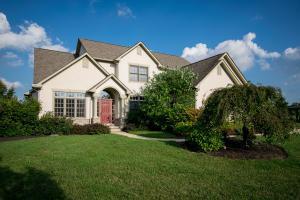2939 Breezewood Ln