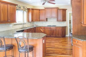 3035 Summerview Pl
