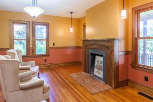 For Sale: 109 Meadow Ln Gambier, OH 43022