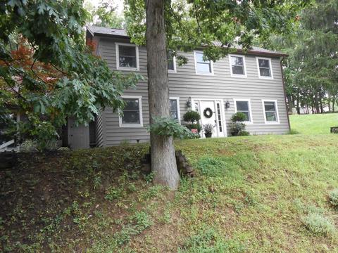 13 Ellington Commons Ln