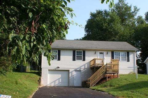 39 Laurel Heights Ct