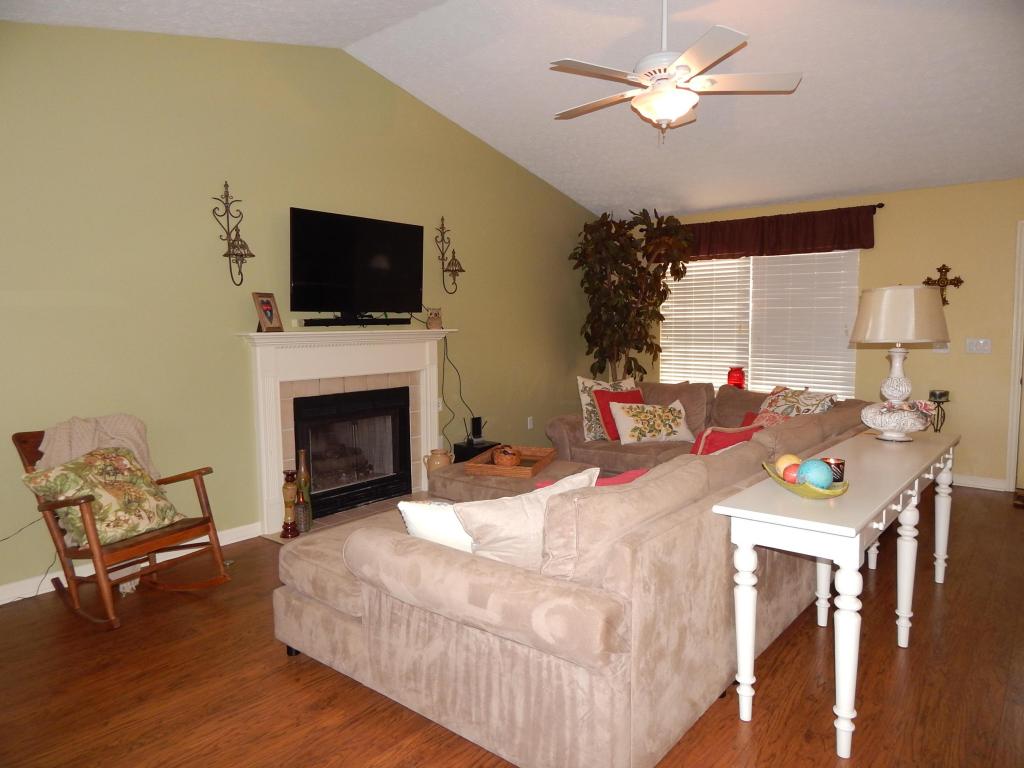 280 Pointe Pl