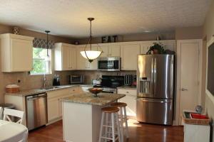 For Sale: 8048 Gladshire Blvd Lewis Center, OH 43035