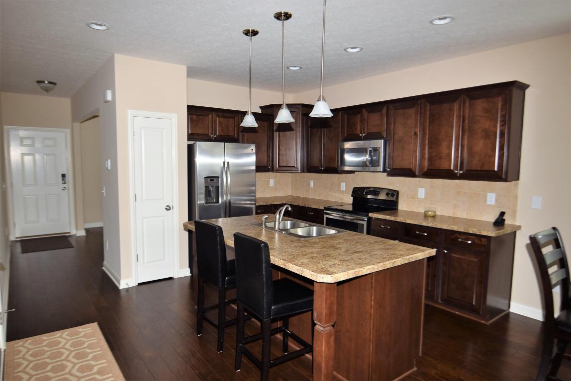 1693 La Costa Dr
