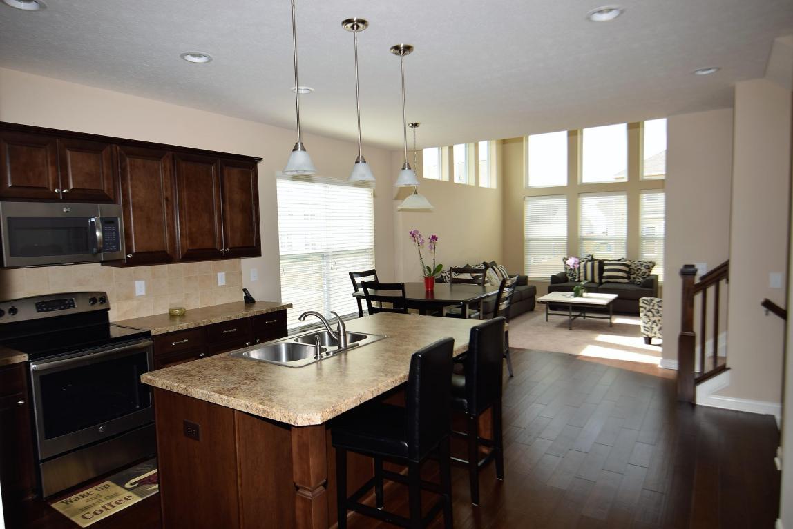 1693 La Costa Dr