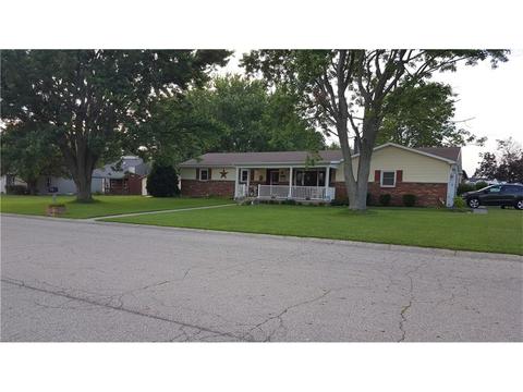 2385 Cherokee Dr