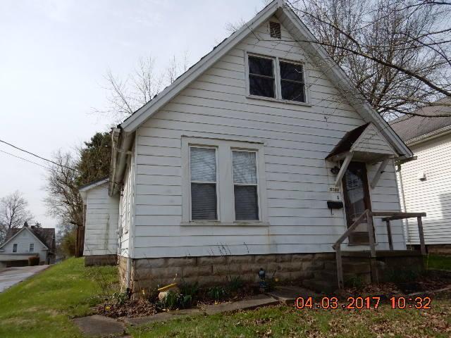 64 E Pratt St