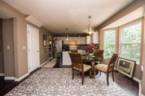 For Sale: 401 Barrington Rdg Pataskala, OH 43062