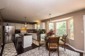 For Sale: 401 Barrington Rdg Pataskala, OH 43062