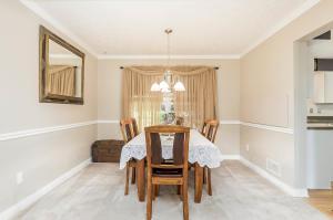 351 Cottage Grove Cir