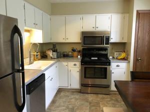 For Sale: 701 Slate Hollow Ct Powell, OH 43065