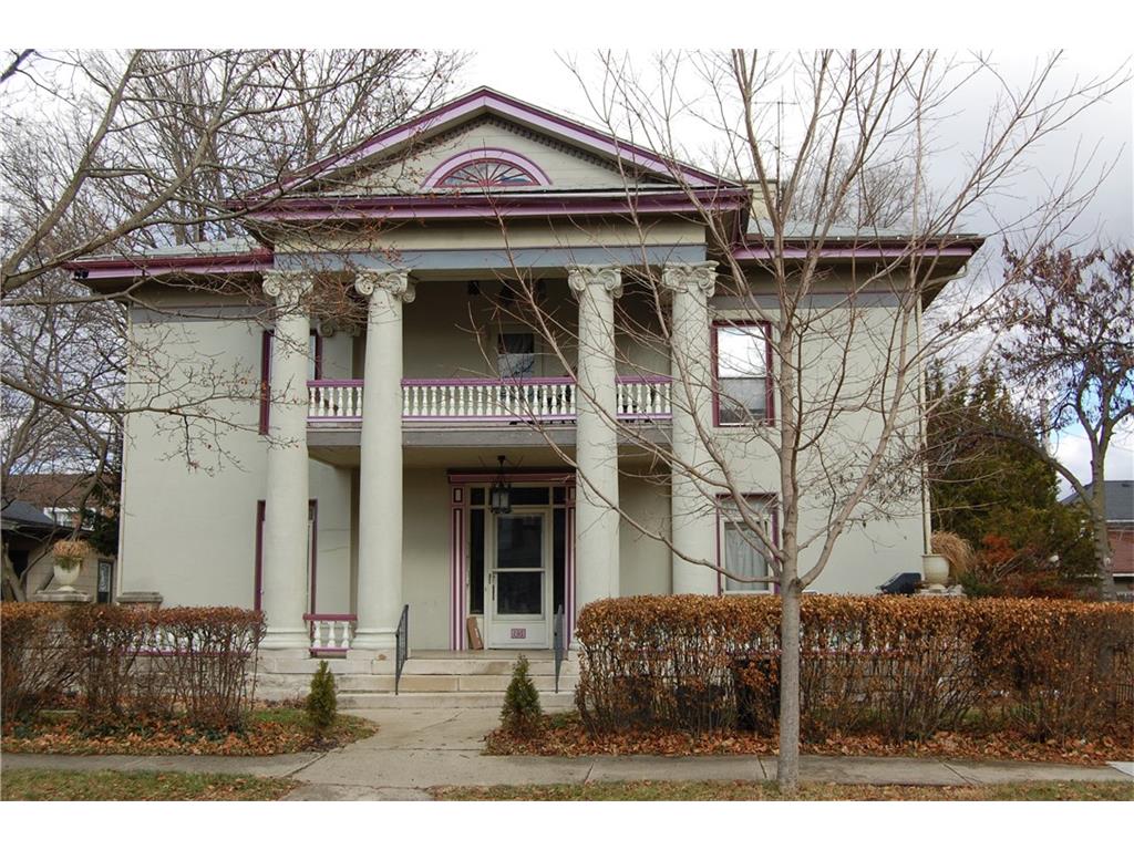 2107 Olympic St #2107