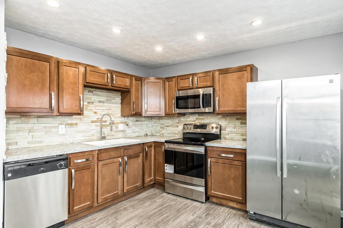 1842 Brimfield Rd