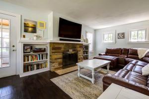 For Sale: 27 W Broadway Ave Westerville, OH 43081