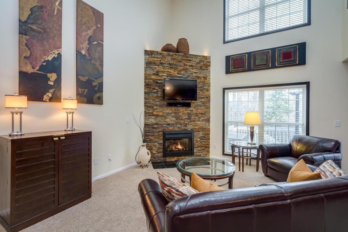 3561 Birkland Cir