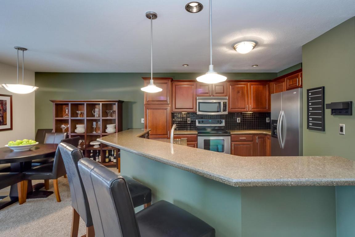 3561 Birkland Cir