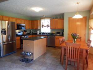 For Sale: 6762 Highbridge Pl Westerville, OH 43082