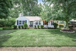 For Sale: 375 S Selby Blvd Columbus, OH 43085