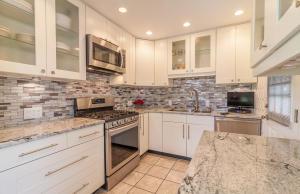 306 Kenbrook Dr