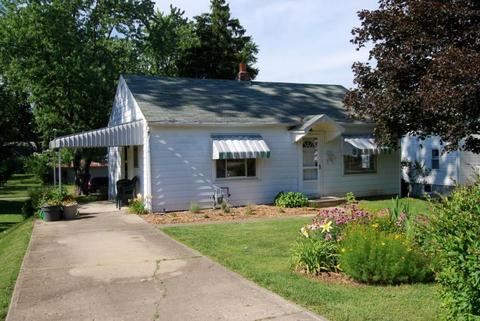 231 S Baker Ave