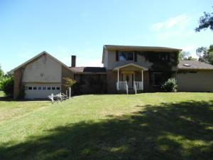 For Sale: 2885 Slone Dr NW Baltimore, OH 43105