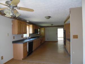 For Sale: 2885 Slone Dr NW Baltimore, OH 43105