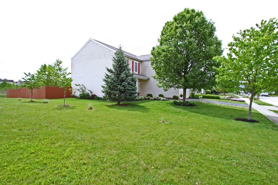 280 Daventry Ct