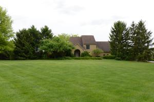 For Sale: 7831 Basil Western Rd NW Canal Winchester, OH 43110
