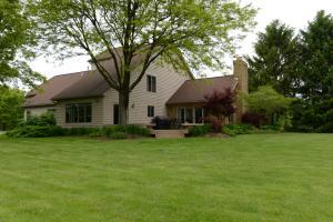 For Sale: 7831 Basil Western Rd NW Canal Winchester, OH 43110