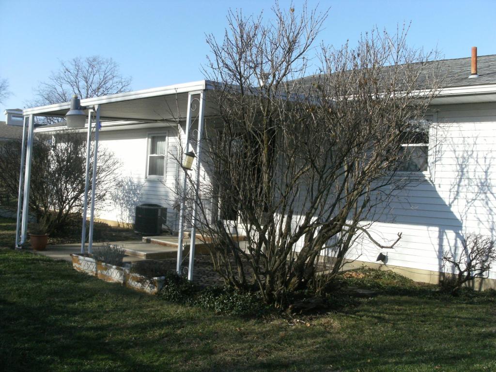 9675 Wyandotte Rd SW