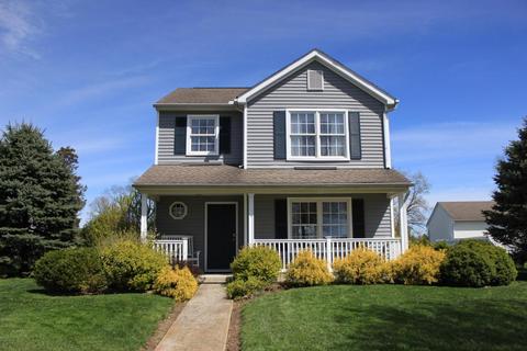 16 Bloomfield Hills Dr