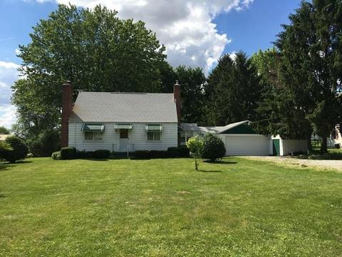 16 Bloomfield Hills Dr