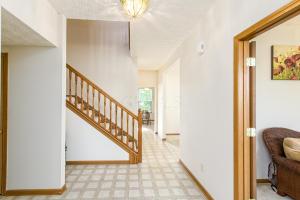 827 Military Dr