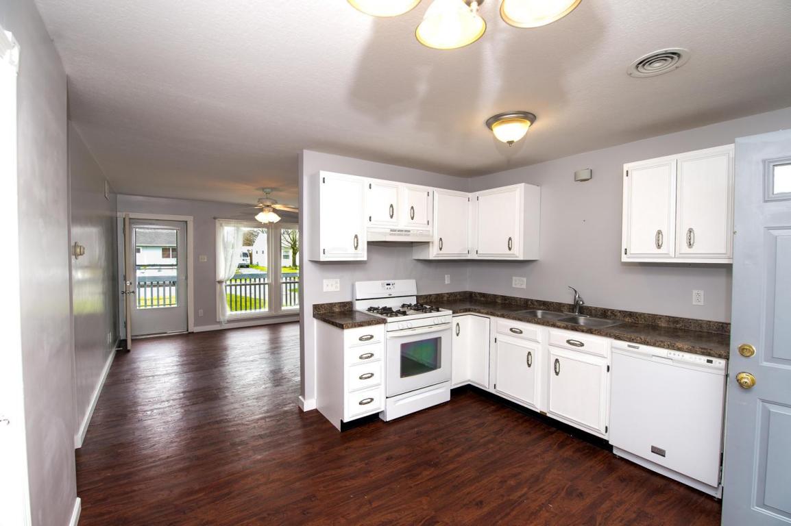 2154 Drumlin Dr