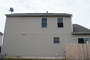 2182 Dry Ridge Ct, Grove City OH 43123