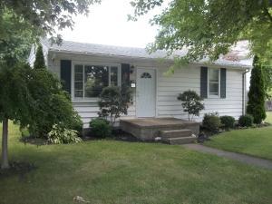 For Sale: 48 Railroad St Jeffersonville, OH 43128