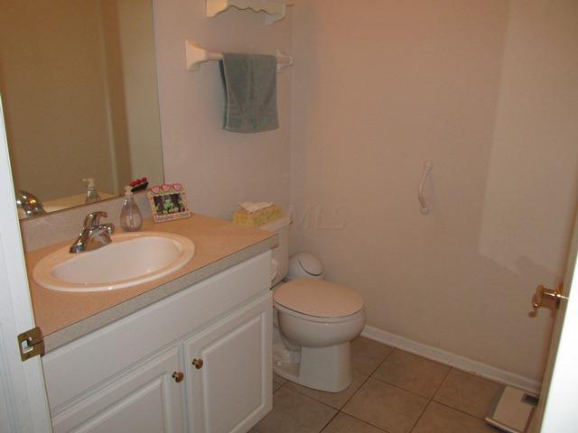 305 E Dorchester Dr