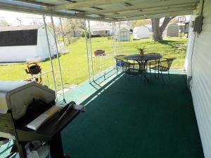 102 Grove Ct, Lancaster OH 43130