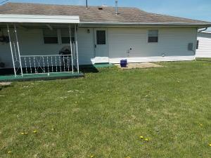 102 Grove Ct, Lancaster OH 43130
