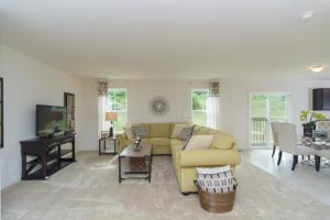 For Sale: 2565 Brook Run Dr Lancaster, OH 43130