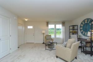 For Sale: 2565 Brook Run Dr Lancaster, OH 43130