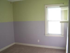 For Sale: 623 Edgewood Ave Lancaster, OH 43130