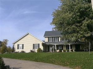 330 Hartford Dr