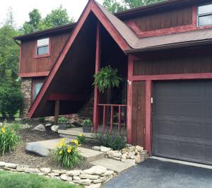For Sale: 12768 Stonecreek Dr Pickerington, OH 43147