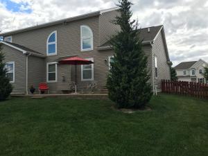 For Sale: 642 Preston Trails Dr Pickerington, OH 43147