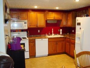 For Sale: 545 Pickerington Hills Dr Pickerington, OH 43147