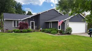 For Sale: 441 Shagbark Ct Pickerington, OH 43147